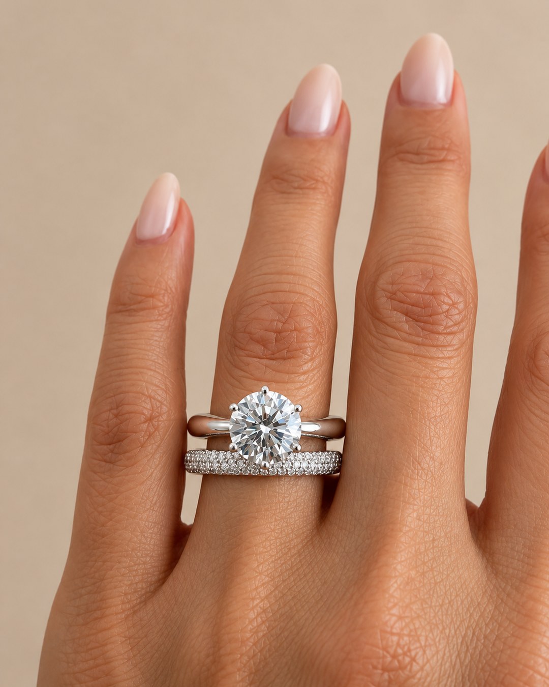 Honeycomb pavé lab grown diamond band in 14K gold with 6 prong solitaire